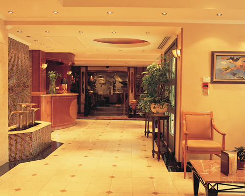 Castelli Hotel Lounge