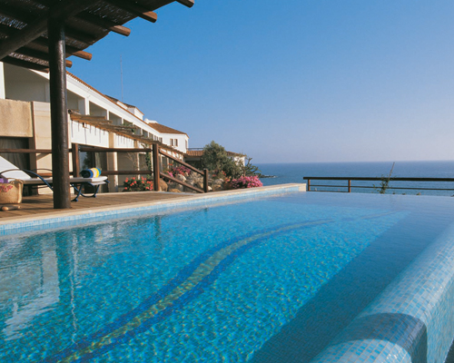 Coral Beach Hotel and Resort Studio Suite With Pool