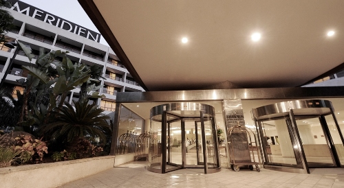 Le Meridien Limassol Spa and Resort Hotel Entrance