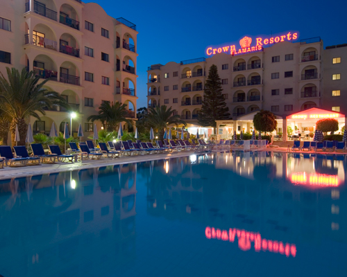 Crown Resorts Elamaris Hotel Apartments Hotel Night View