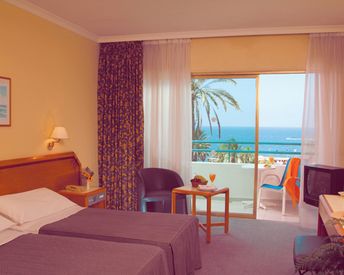 Louis Imperial Beach Hotel Room