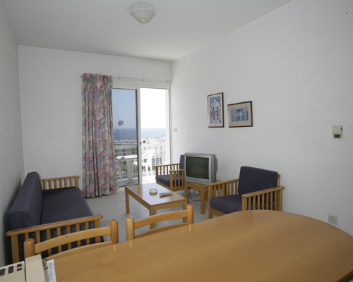 Blue Crane Hotel Apartments Apartment Living Room