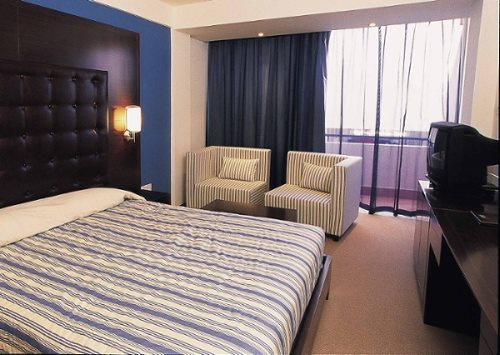 Napa Plaza Junior Suite Outview