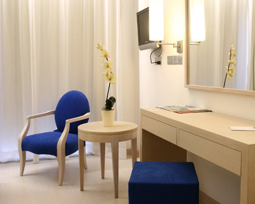 Vrissiana Beach Hotel Room Sitting Area