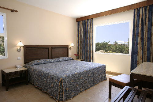 Avanti Holiday Village Apartment Bedroom