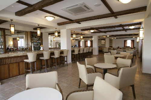 Avanti Holiday Village Bar