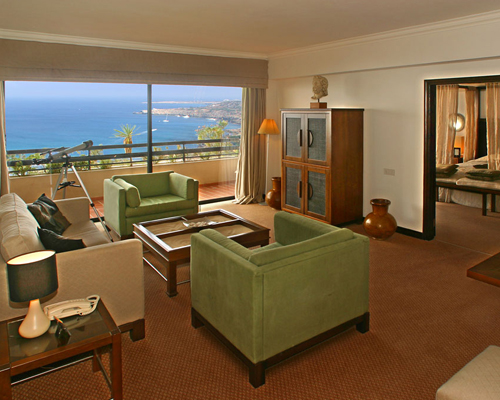 Grecian Park Hotel King's Suite_Living Room