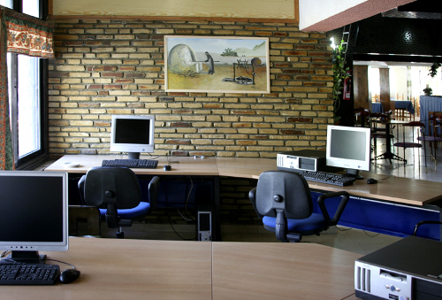 Cactus Hotel Computer Centre