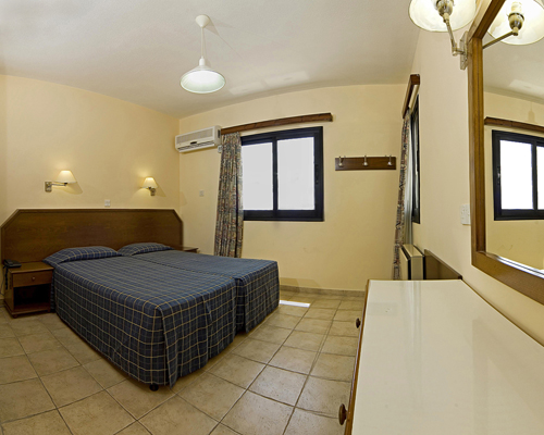 Takkas Hotel Apartments Apartment Bedroom