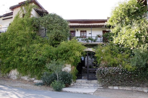 Vasilias Nikoklis Inn General View
