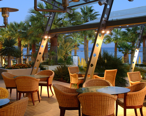 Palm Beach Hotel Piano Bar Terrace