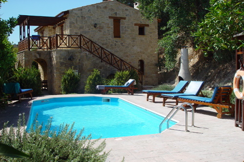 Exterior 1