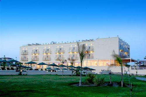 Hotel-e General View
