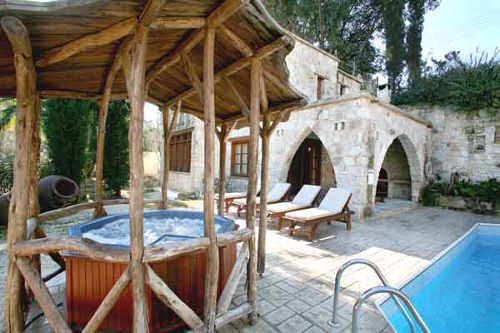 Outdoor Jacuzzi