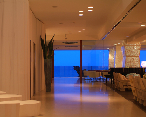 Londa Beach Hotel Lobby