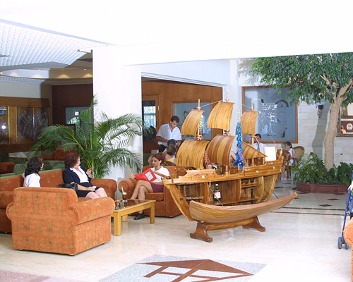 Avlida Hotel Lounge