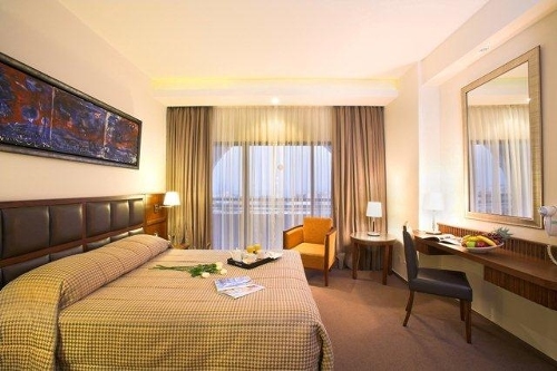 Ajax Hotel Bedroom