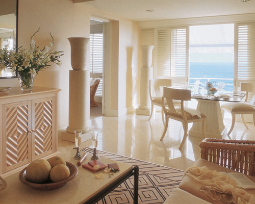Annabelle 2 Bedroom Deluxe Suite_Living Room