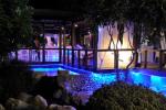 Capo Bay Hotel Guru Bar by Night