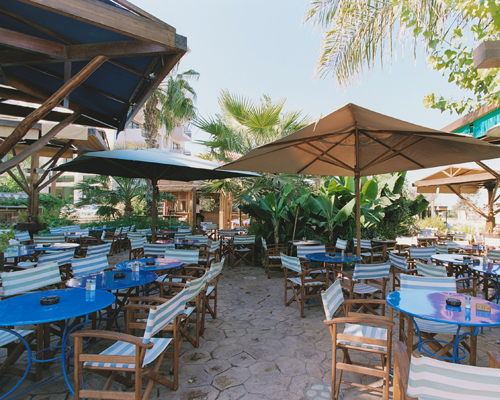 Alva Hotel Apartments Parko Cafe bar