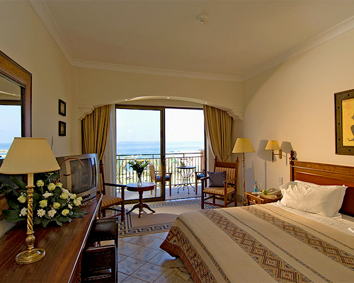 Elysium Deluxe Bedroom Sea View