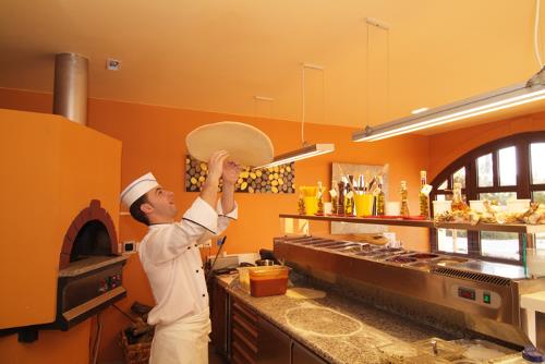 Aphrodite Hills Golf & Spa Resort Residences Zimi Pizza & Pasta