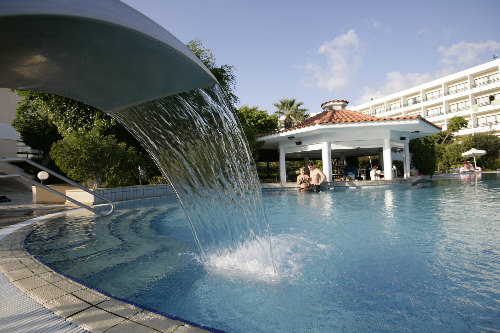 Avanti Hotel Pool Bar Waterfall