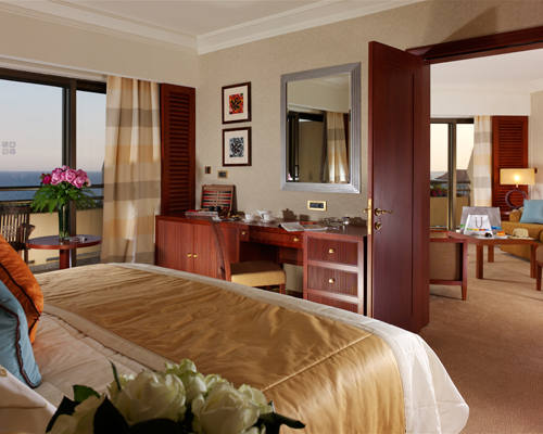 Four Seasons Hotel Family Sea View Suite