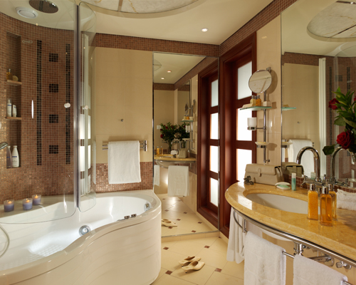 Four Seasons Hotel Superior Room Bathroom With Jacuzzi