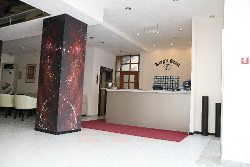 Kings Hotel Lobby & Reception