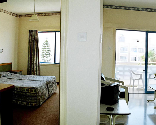 Mayfair Apartments Apartment