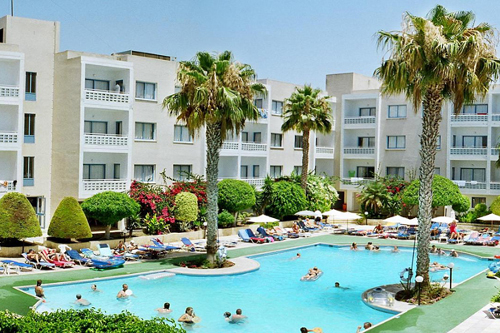 Mayfair Apartments Hotel And Pool View